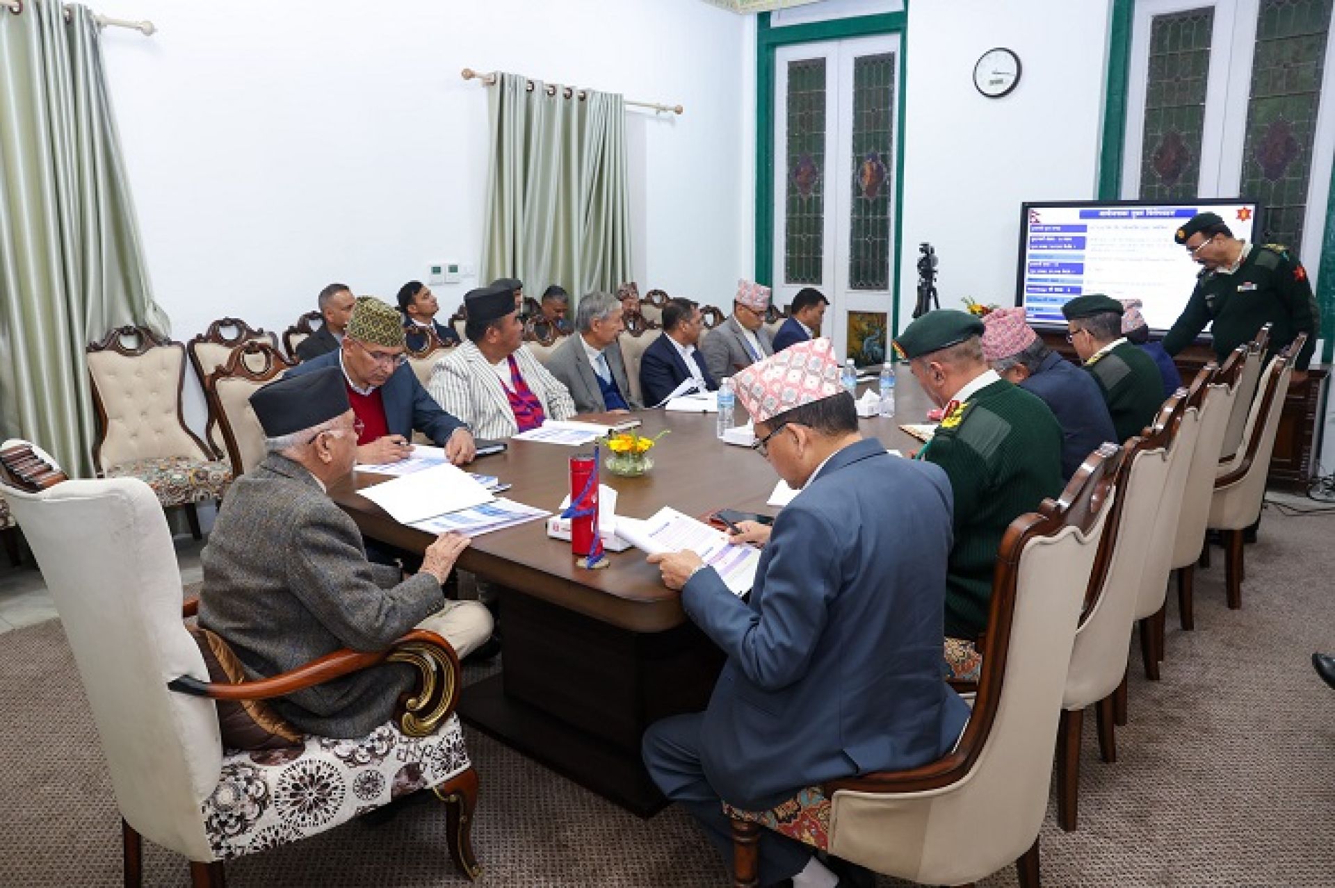 फास्ट ट्रयाक्टको बिफिङ: प्रधानमन्त्रीद्वारा खोकना क्षेत्रको समस्या समाधानको प्रस्ताव ल्याउन आग्रह